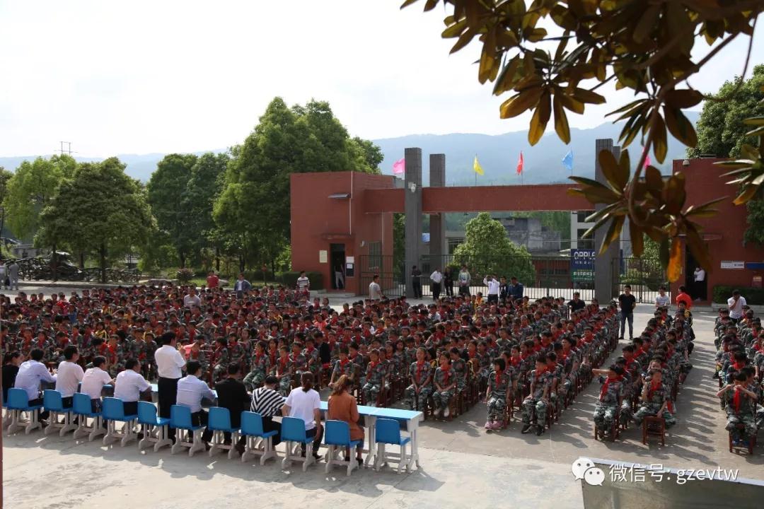 beat365中国官方网站“青春有伴·我不孤单”系列主题帮扶活动之“微扶贫·微心愿”(图3)