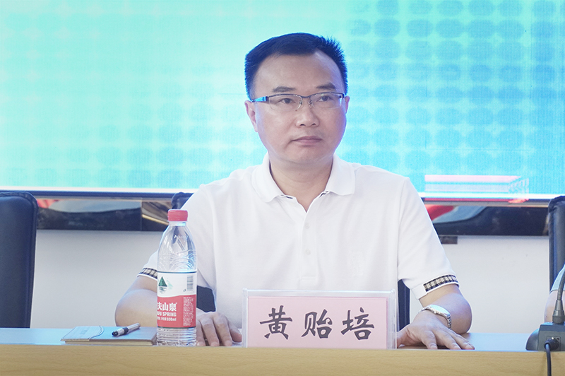 beat365中国官方网站召开2020年第二次教职工大会(图3)