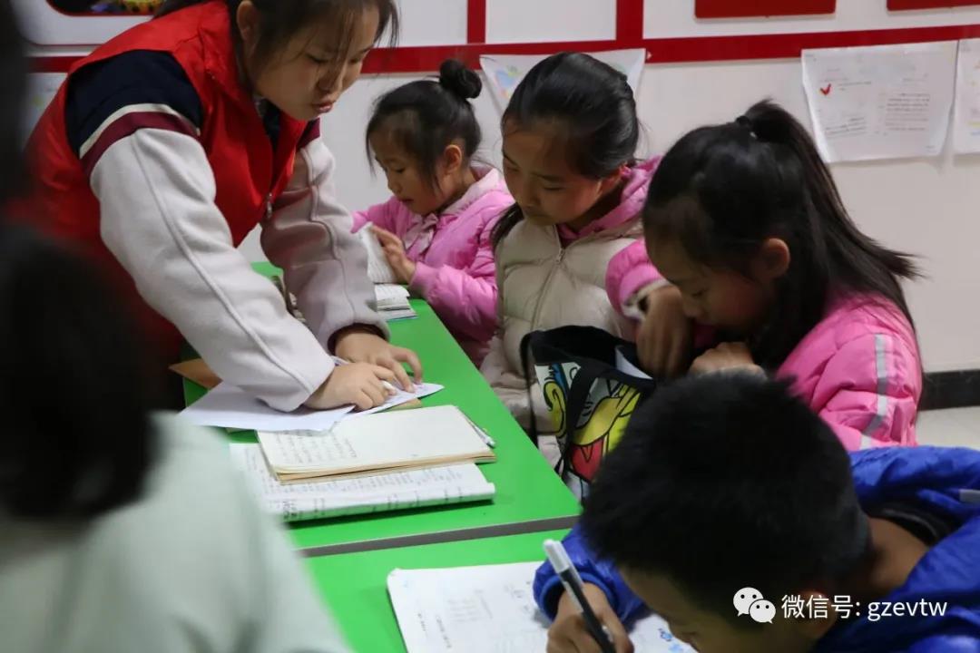 【新市民,追梦桥】beat365中国官方网站2020—2021学年楠木园“七彩周末”课堂第四期(图2) 【新市民,追梦桥】beat365中国官方网站2020—2021学年楠木园“七彩周末”课堂第四期(图2)