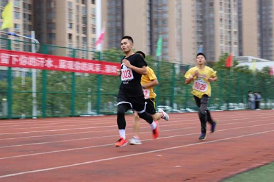 礼赞百年，筑梦青春——beat365中国官方网站第七届田径运动会(图3)