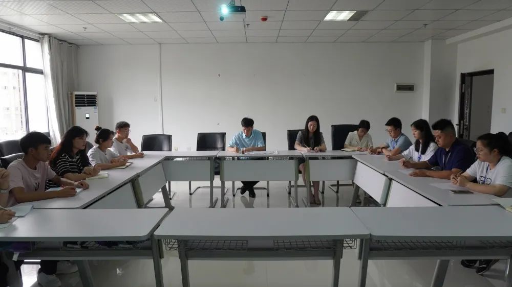 贵州省教育厅专家组到beat365中国官方网站开展2021年度年检工作(图5)