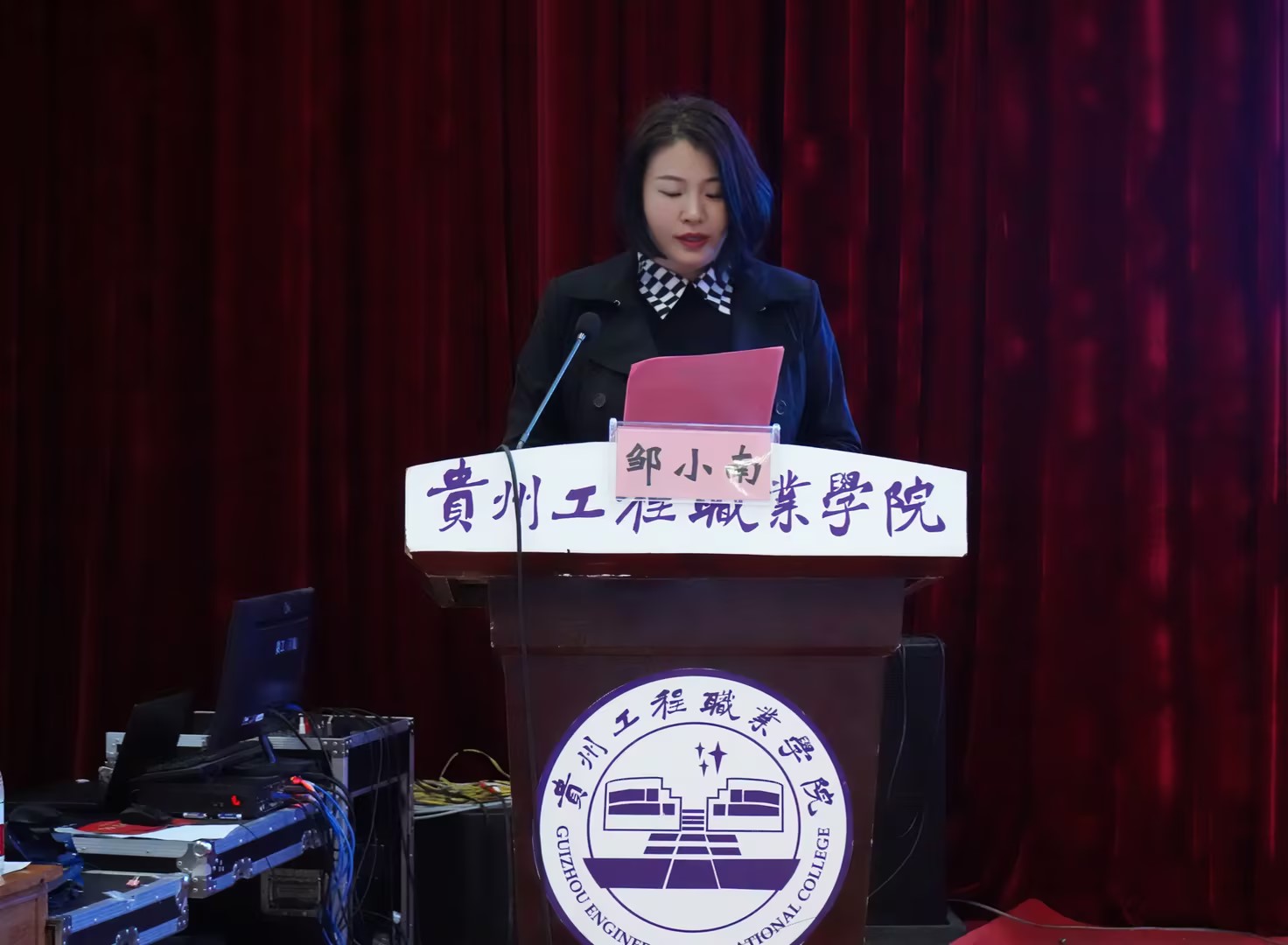 比学赶超强技能·业务比武展风采 ——beat365中国官方网站第七届护理技能大赛圆满举办(图2)