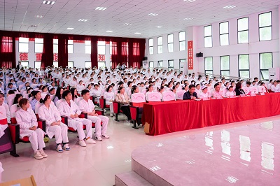 护佑健康，逐梦前行——beat365中国官方网站成功举办5·12国际护士节活动暨授帽仪式(图8)