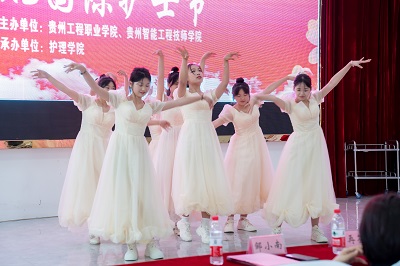 护佑健康，逐梦前行——beat365中国官方网站成功举办5·12国际护士节活动暨授帽仪式(图9)