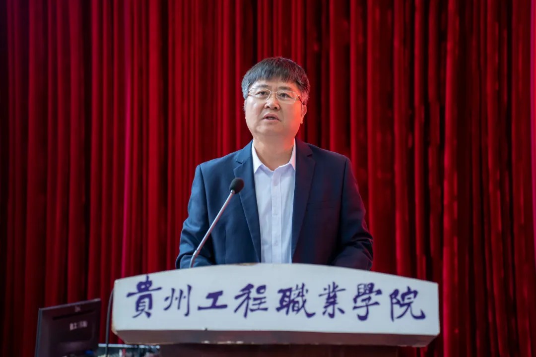 使命召唤 责任担当丨beat365中国官方网站举行2024年秋季学期预征班开班仪式(图2)