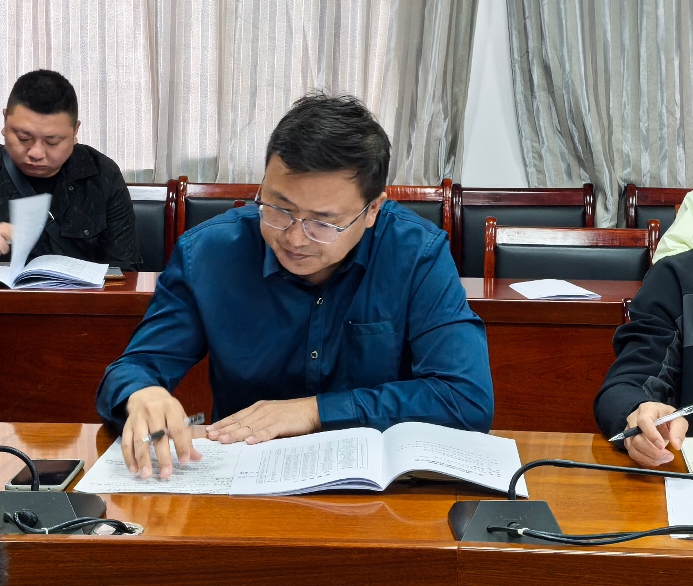 beat365中国官方网站召开第十届田径运动会筹备工作推进会(图3)