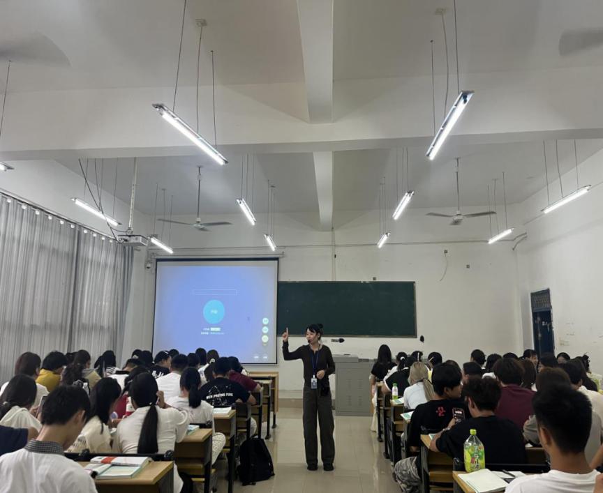 以职业认知为帆,启创新创业之航-基础教学部公开示范课(图1) 400