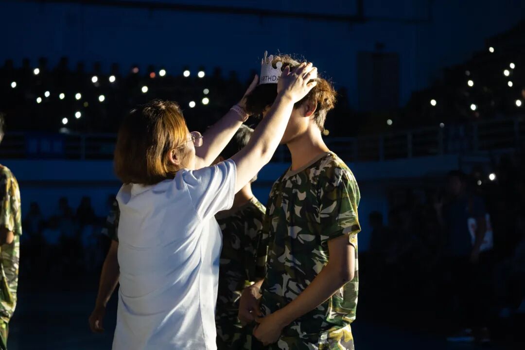 当军训集体生日会邂逅教师节，beat365这场双向奔赴太暖了(图5)