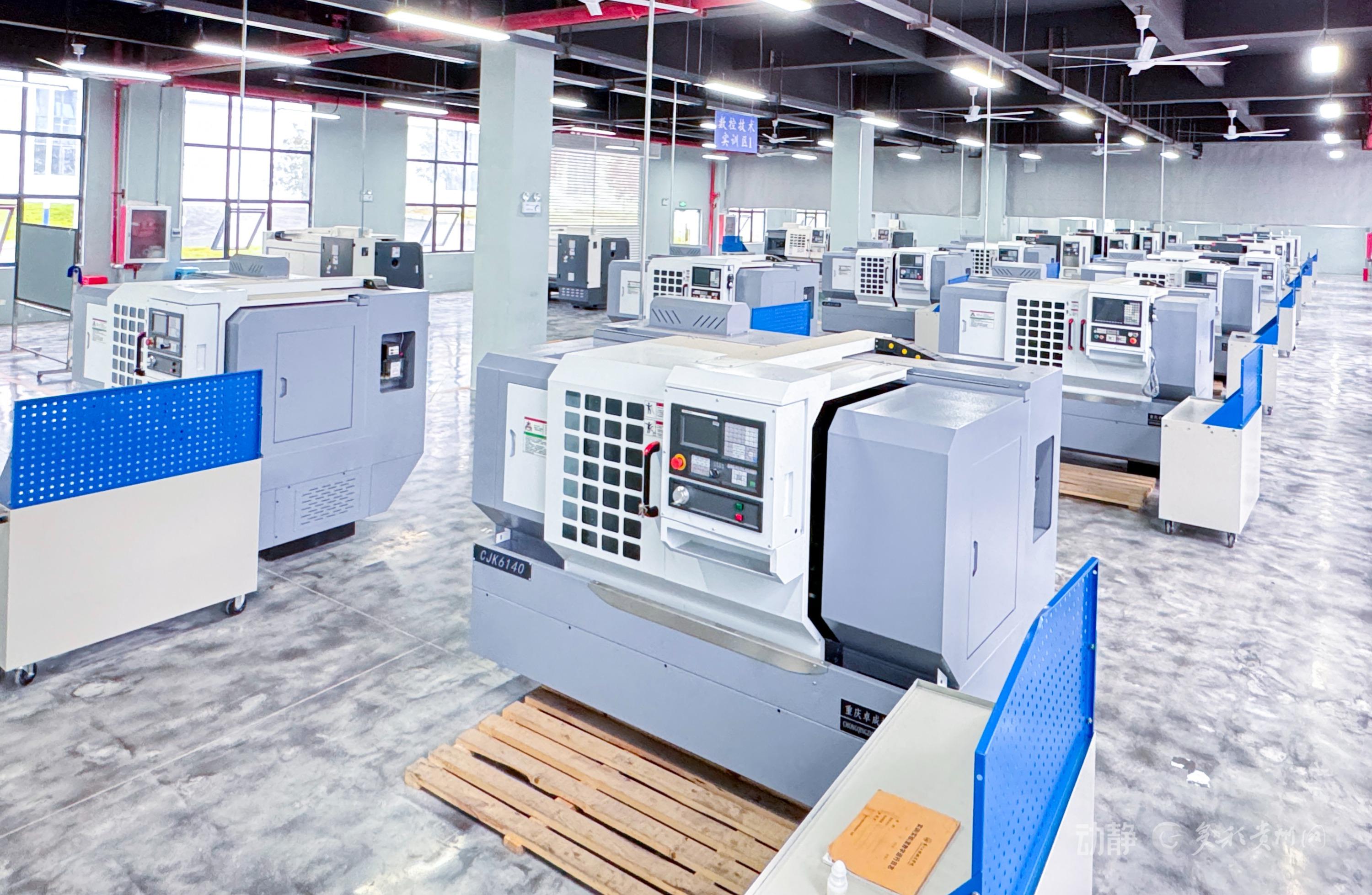 锚定职业教育航向 beat365中国官方网站十年砥砺铸华章(图12)