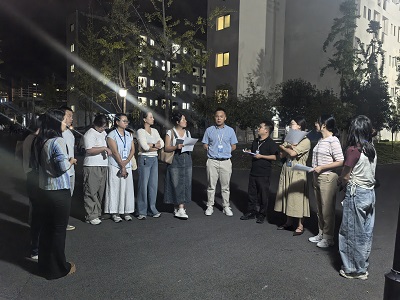 筑牢安全防线 传递学院温情 智能制造与汽车工程学院开展寝室安全大排查(图1)