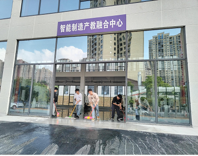 务实劳动教育 筑牢实训安全整洁基石(图1)