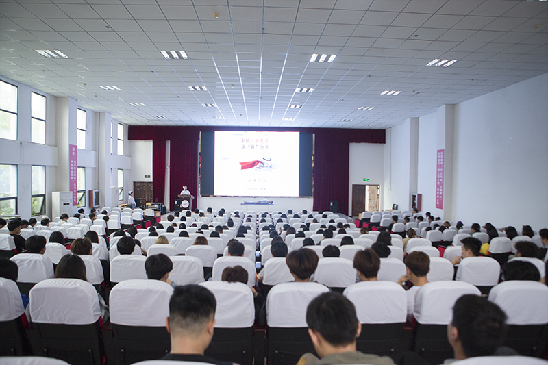 职业教育活动|beat365开展“心肺复苏培训”专题讲座(图1)